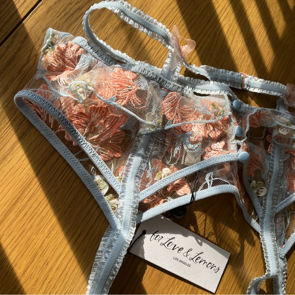 NWT For Love & Lemons Lily 3 pc SET - Picture 11 of 12